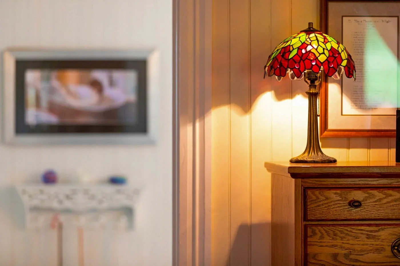 8361 Pleasant Valley-41_lamp