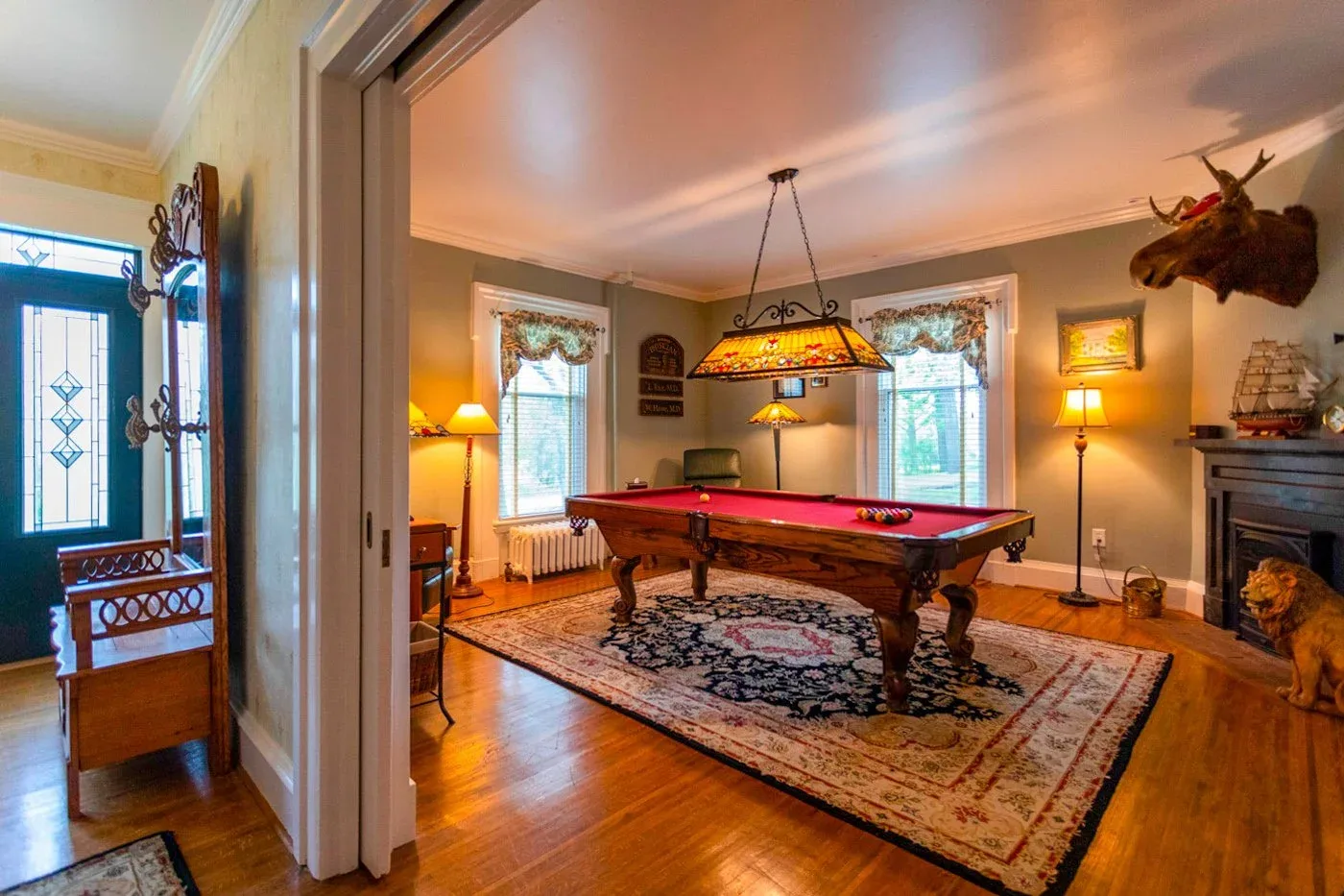 8361 Pleasant Valley_LRoom-2