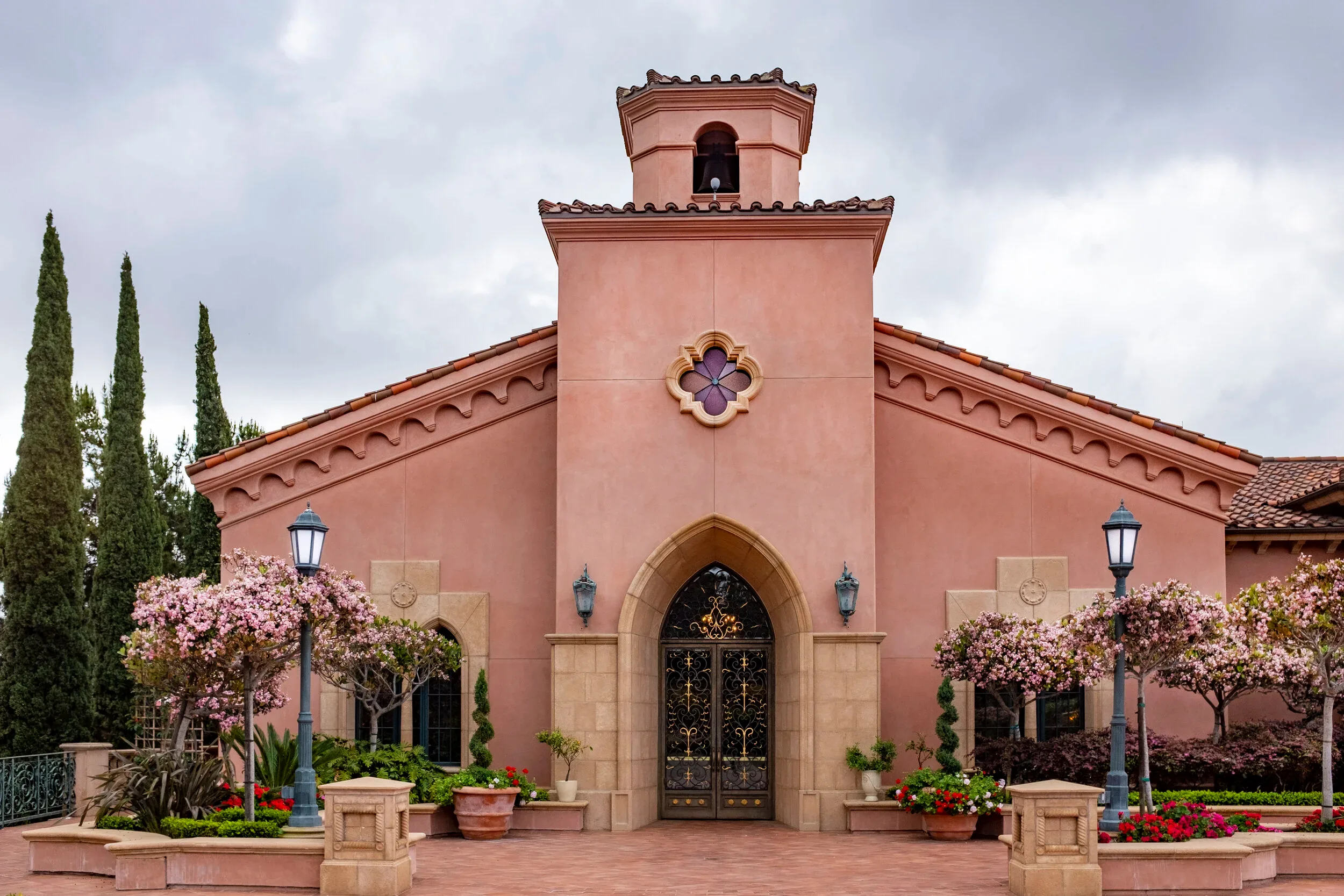 FairmontChapelFront
